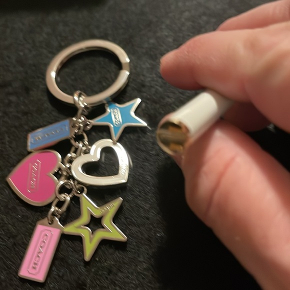 Coach Keychain and Pen Set - Picture 4 of 5